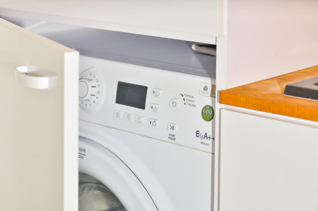 Apartament Wakacyjny Z Klimatyzacja Kołobrzeg Eksteriør billede